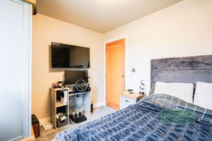 Photo 19- click for photo gallery